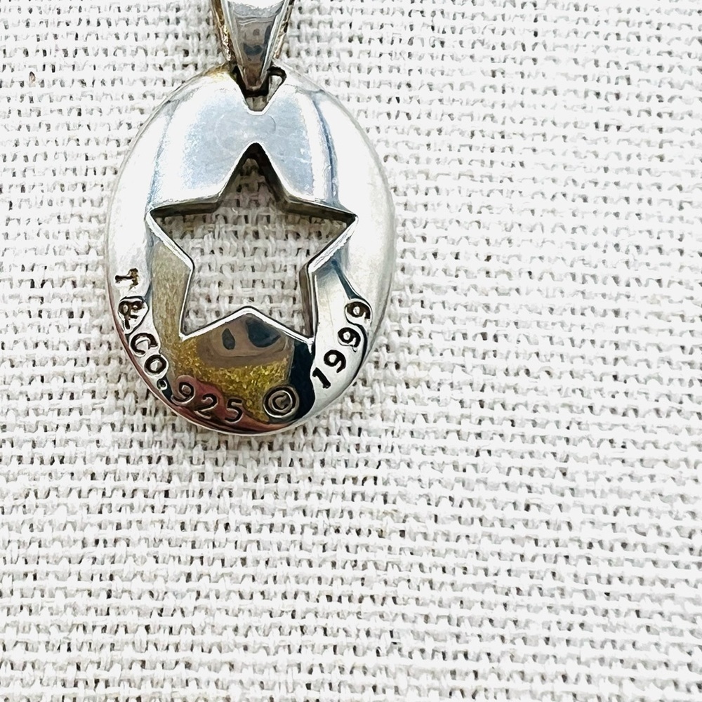 Tiffany & Co. 925 Sterling Silver Star Cutout Necklace - Vintage design - EUC - Picture 3 of 8